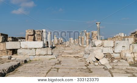 Denizli, Turkey - October 2019: The Ruins Of The Ancient City Of Laodikeia In Pamukkale, Denizli, Tu