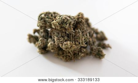 Explore Cannabis Strains With A New Perspective. Cannabinoid And Terpene Profile, Terpenes In Indica
