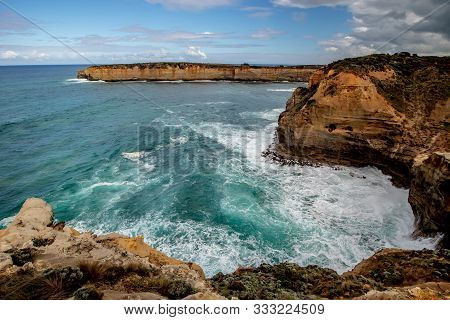 Ocean Bay With Strong Waves. Panoramic View Near London Bridge. Crashing Waves. Famous Stop On The G