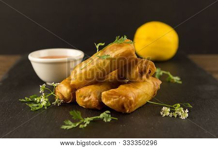 Deep Fried Spring Rolls, Por Pieer Tod Or Fried Spring Rolls (thai Spring Roll) Snacks And Snacks Th