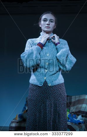 Performance  Lolita