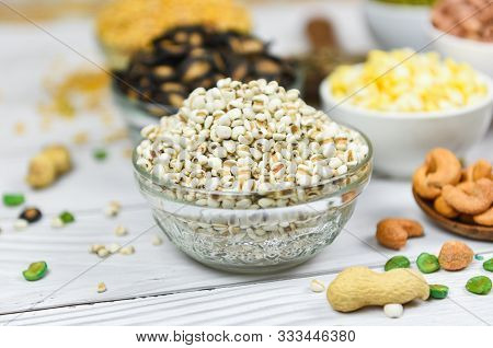 Adlay Millet Or Pearl Millet White Job's Tears On Bowl - Coix Lachrymal Adlay Jobi With Different Wh