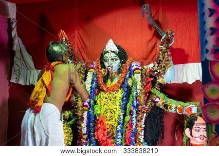 Kolkata,india - October 19, 2017 : Indian Hindu Goddess Kali Is Being Worshipped Inside Decorated Pa