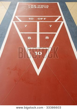 Shuffleboard retten fra punkt