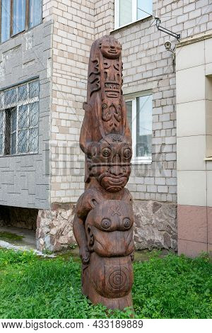 Abakan, Russia 07.27.2021: Decorative Ritual Pillar Of Oriental Shamans, Installed In The City Court