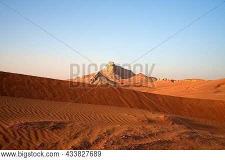 Sharjah Desert Area, One Of The Most Visited Places For Off-roading By Off Roaders