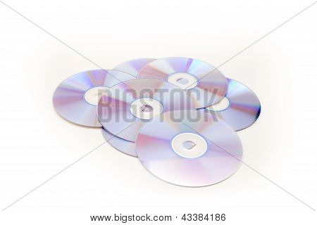 Stor bunke af frisk cd'er og Dvd