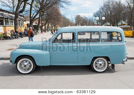 Volvo Duett Car From The Side
