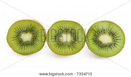 Kiwi isoleret på hvid baggrund