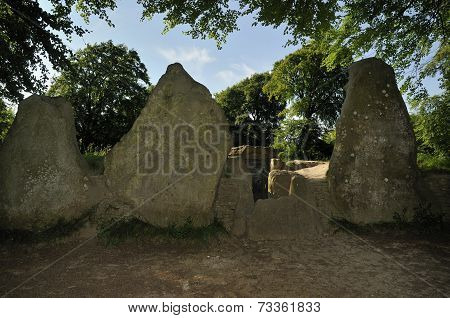 Wayland's Smithy Long Barrow