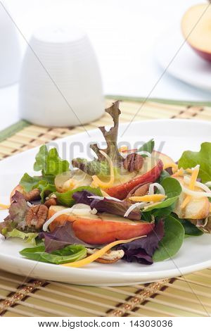 Grillet Apple salat