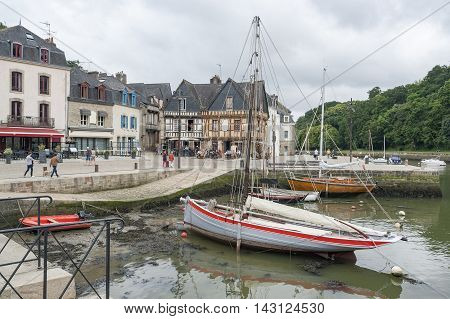 scenery in a french city named Auray located in the Morbihan department in Brittany