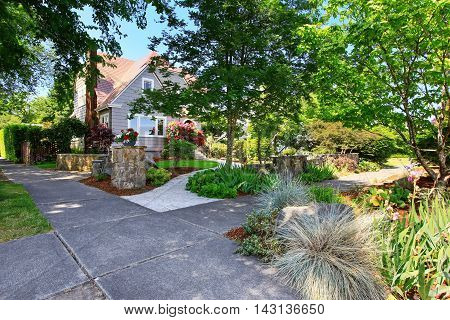 American Craftsman House Exterior. Nice Landscape Desing Around.