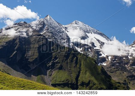 Fuchser Kar Kopf. High mountains Grossglockner hochalpenstrasse