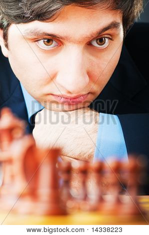 FIDE แกรนด์มาสเตอร์ Vugar Gashimov (อันดับโลก - 12) จากอาเซอร์ไบจาน