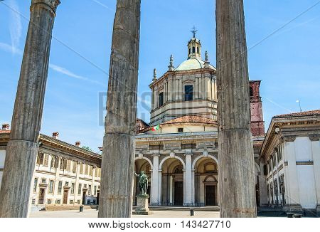 Colonne Di San Lorenzo In Milan Hdr