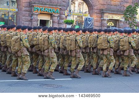 Kiev Ukraine - 19 August 2016: Infantry soldiers preparing for parade at Kreschatyk street which will take place on the 24-rd of August dedicated to the 25-th anniversary of Independence of Ukraine.