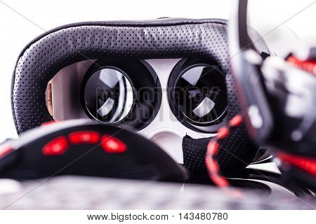 Virtual Reality Goggles Gaming Set