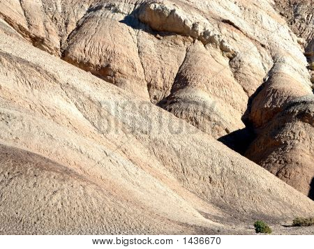 Formations rocheuses colorées dans Death Valley, Californie, é.-u.