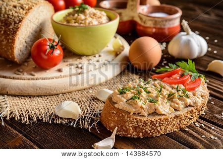 Spread With Chicken Meat, Eggs, Mustard, Garlic And Pepper