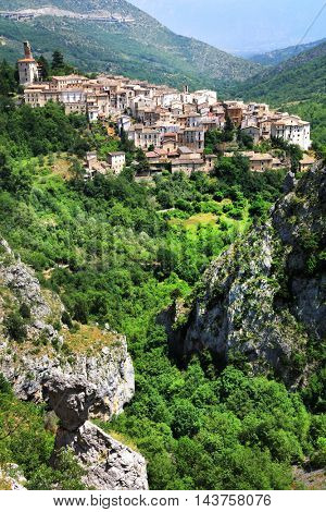 Anversa degli abruzzi- old italian village in mountains.