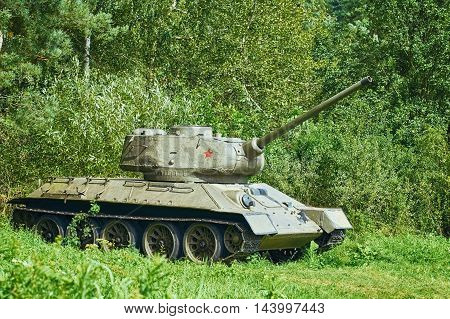 Tank of World War 2 in the Forest