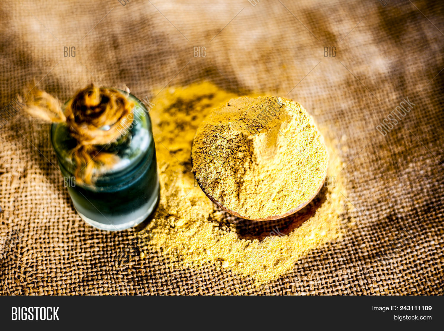 Close Powder Ayurvedic Image & Photo (Free Trial) Bigstock