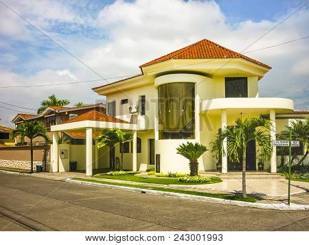 High Class Neiggborhood, Sambrondon, Ecuador
