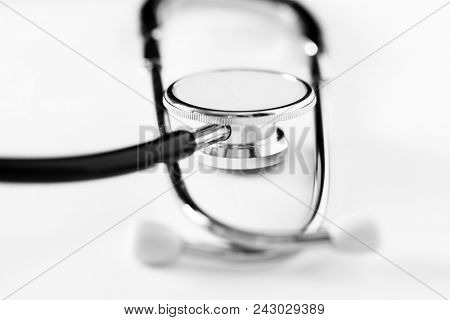 medical stetoskop isolated on a white background