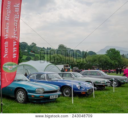Bala Lake, Uk: May 27, 2018: Despite The Poor Weather, The Festival Of Transport Saw A Good Turn Out