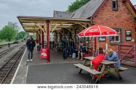 Bala Lake, Uk: May 27, 2018: Despite The Poor Weather, The Festival Of Transport Saw A Good Turn Out