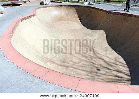 Rampa miski puste Skate Park