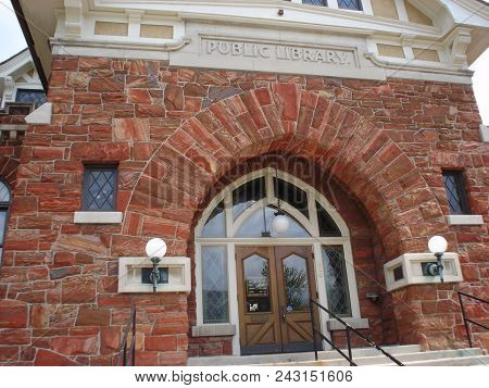Front Entrance Of The Defiance Public Library, Defiance, Oh, May 2, 2005