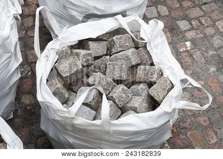 Paving Block, Paving Stone Blocks Ready For Transportation, Stone Cubes Bags, Imported Granite Pavin