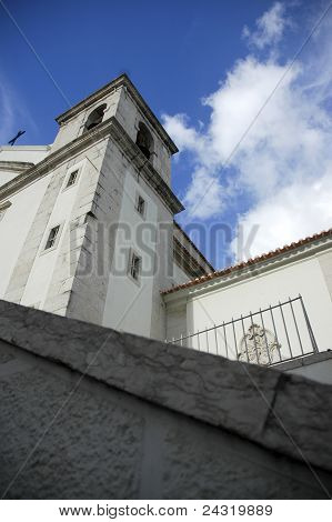Templom, elérve a magas