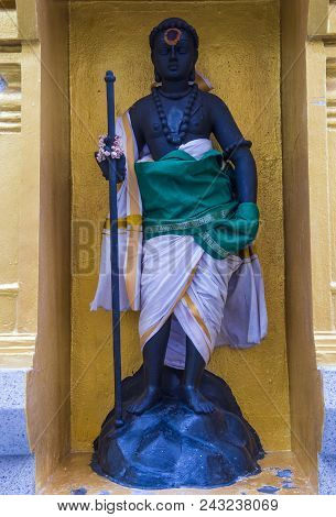 Singapore - Feb 24 : Statue In Sri Veeramakaliamman Temple In Little India, Singapore On February 24