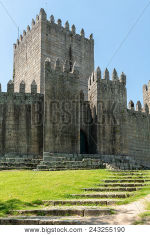 Guimaraes, Portugal - Circa April 2018: The Castle Of Guimaraes In The Northern Region Of Portugal. 