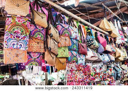 Chomthong, Chiang Mai, 29-oct-2017 Stalls Selling Beautiful Bags.