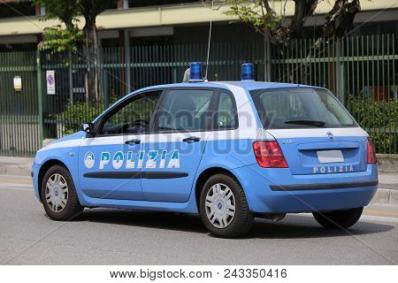 Vicenza, Vi, Italy - April 30, 2016: Italian Police Car During City Patrol With Text Polizia That Me