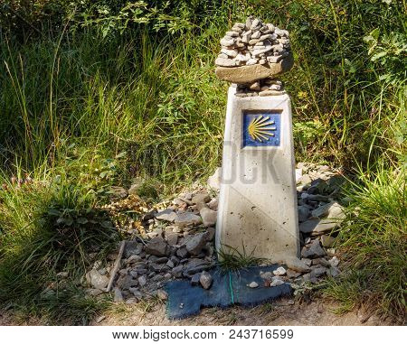 Waymark On The Camino De Santiago Between Ronceswalles And Zubiri - Navarre, Spain