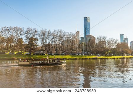 Melbourne, Australia - October 14 2015: Tourist Travel By Boat Along The Yarra River To See The View