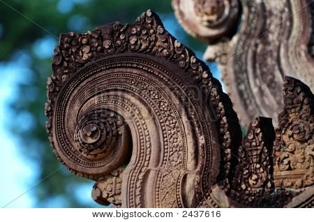 Udskæring af Gopura på Banteay Sreiz, Cambodja