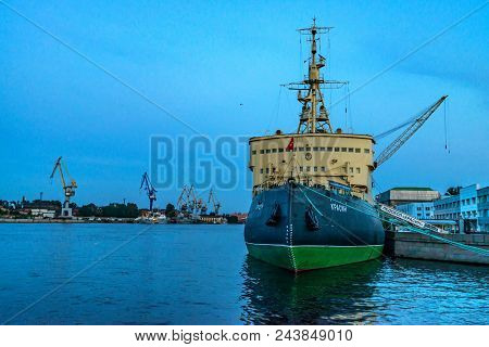 Saint Petersburg - June 14, 2015: Arctic Icebreaker Krassin In St.petersburg. It Was Built For The I