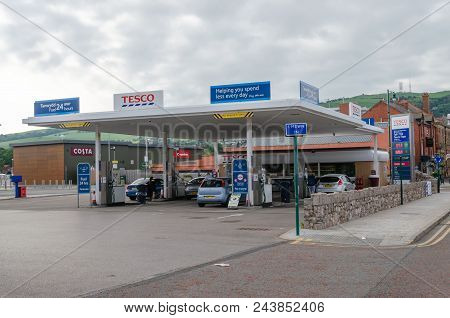 Prestatyn, Uk: June 3, 2018: Tesco Operate A Petrol Filling Station At The Parc Prestatyn Retail Par