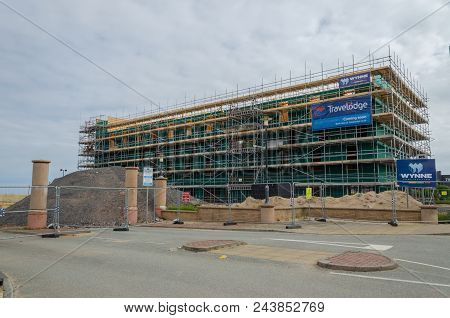 Rhyl, Uk: June 3, 2018: Building Work Is Underway On The New Travelodge Which Is Being Constructed O