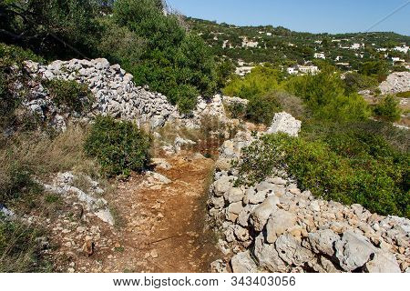 Coastal Path For Cipolliane Caves And Ciolo Bridge