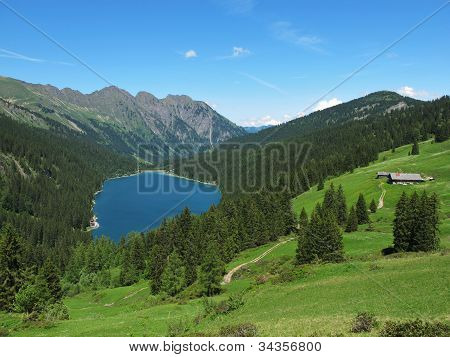 Lago blu