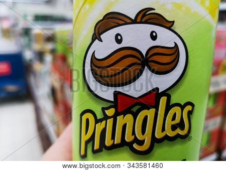 Pringles Chips Trademark Wheat-potato Chips Produced By Kellogg Company For Sale At Ashan Shopping C