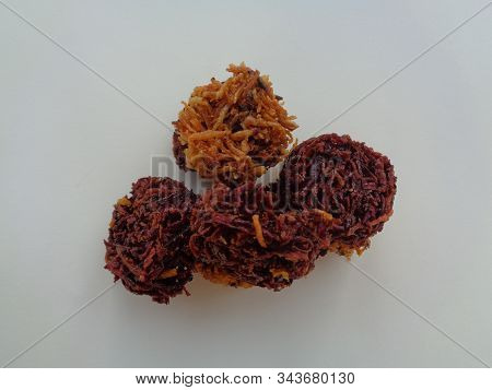 Close Up View Of Jajanan Snack Food Cake Kue Carang Mas Emas Or Sarang Balam Semut Or Golden Nest Or