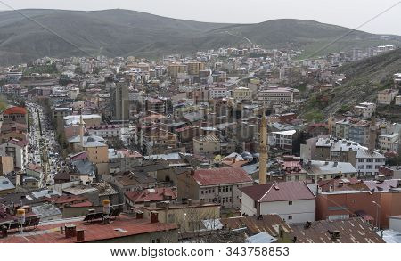 Bayburt, Turkey - May 6, 2019: Veiw Of The Town Of Bayburt In Turkey With Houses, Flats And Mosques.